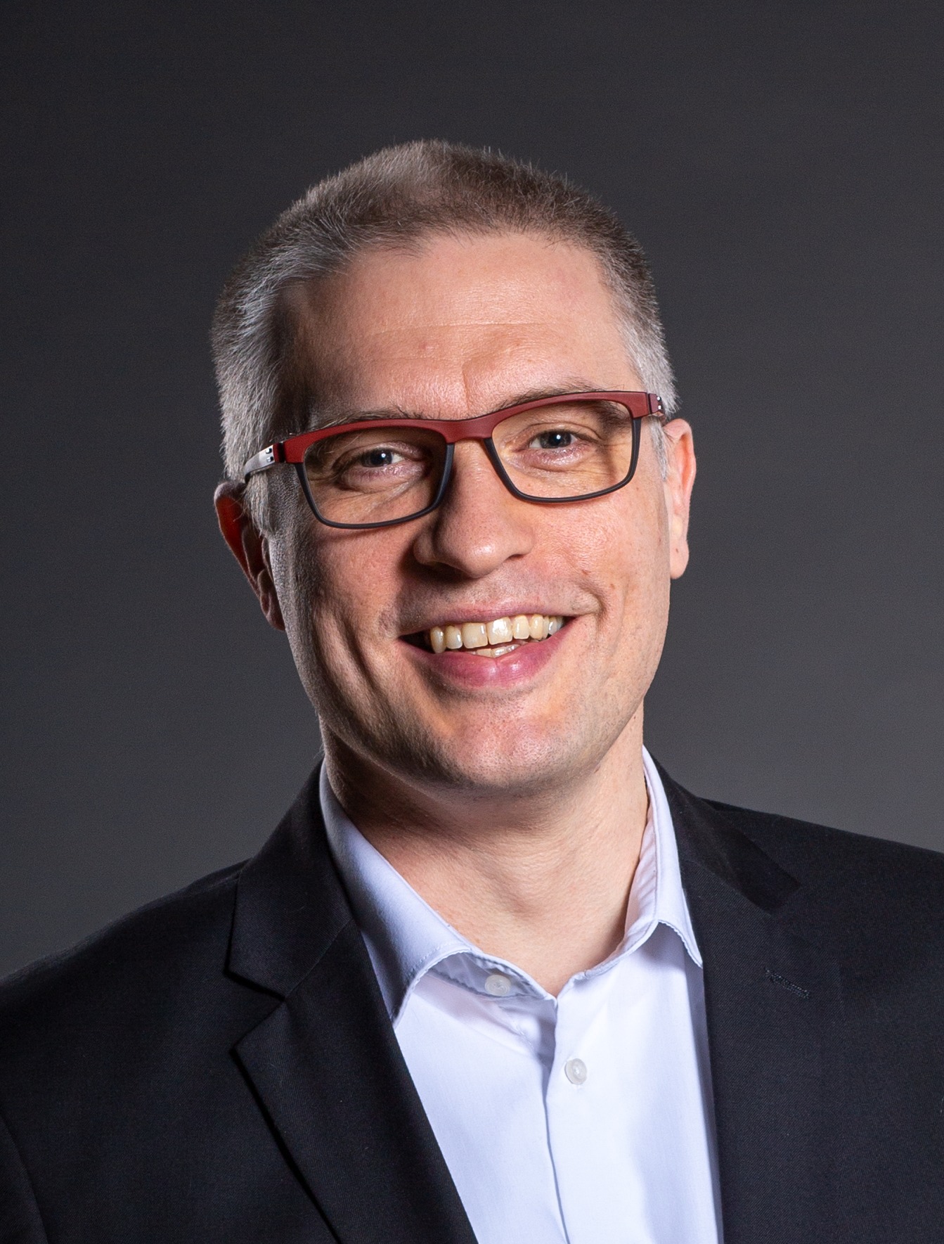 Portrait von Tobias Gröbe